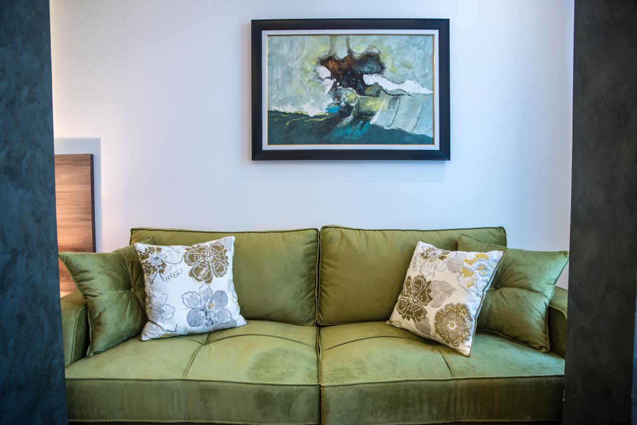 Boutique Hotel "Salina" อุลซิน ภายนอก รูปภาพ