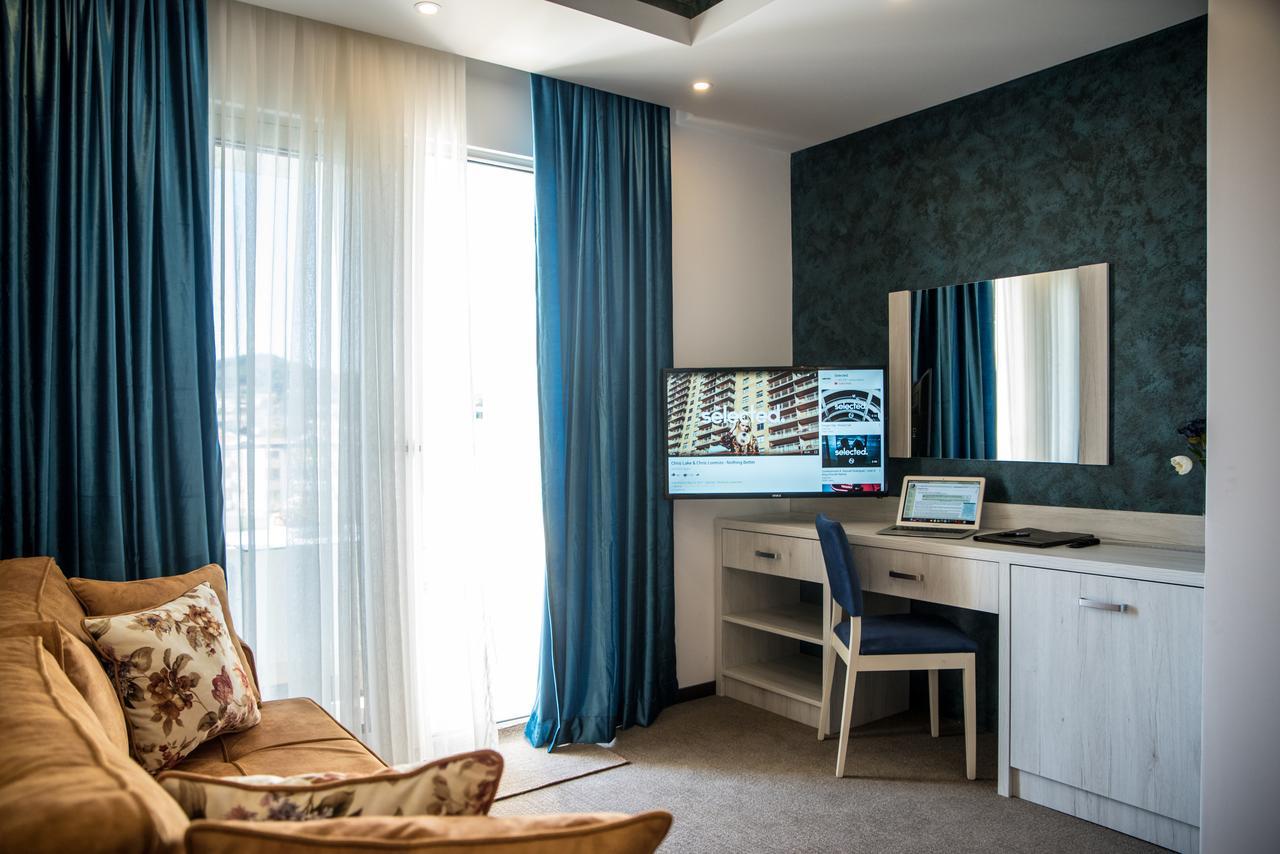 Boutique Hotel "Salina" อุลซิน ภายนอก รูปภาพ