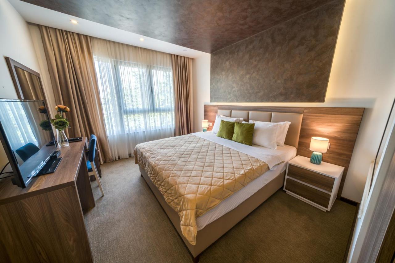 Boutique Hotel "Salina" อุลซิน ภายนอก รูปภาพ