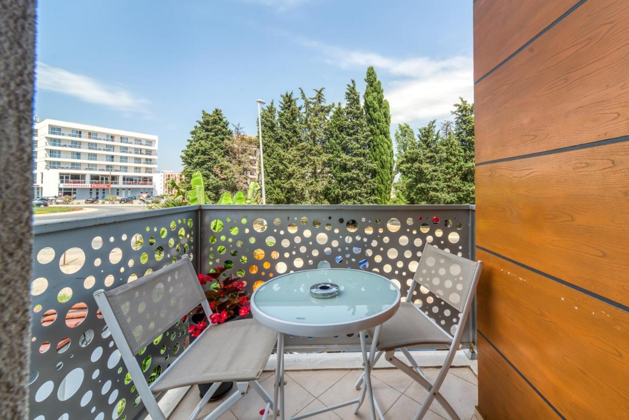 Boutique Hotel "Salina" อุลซิน ภายนอก รูปภาพ