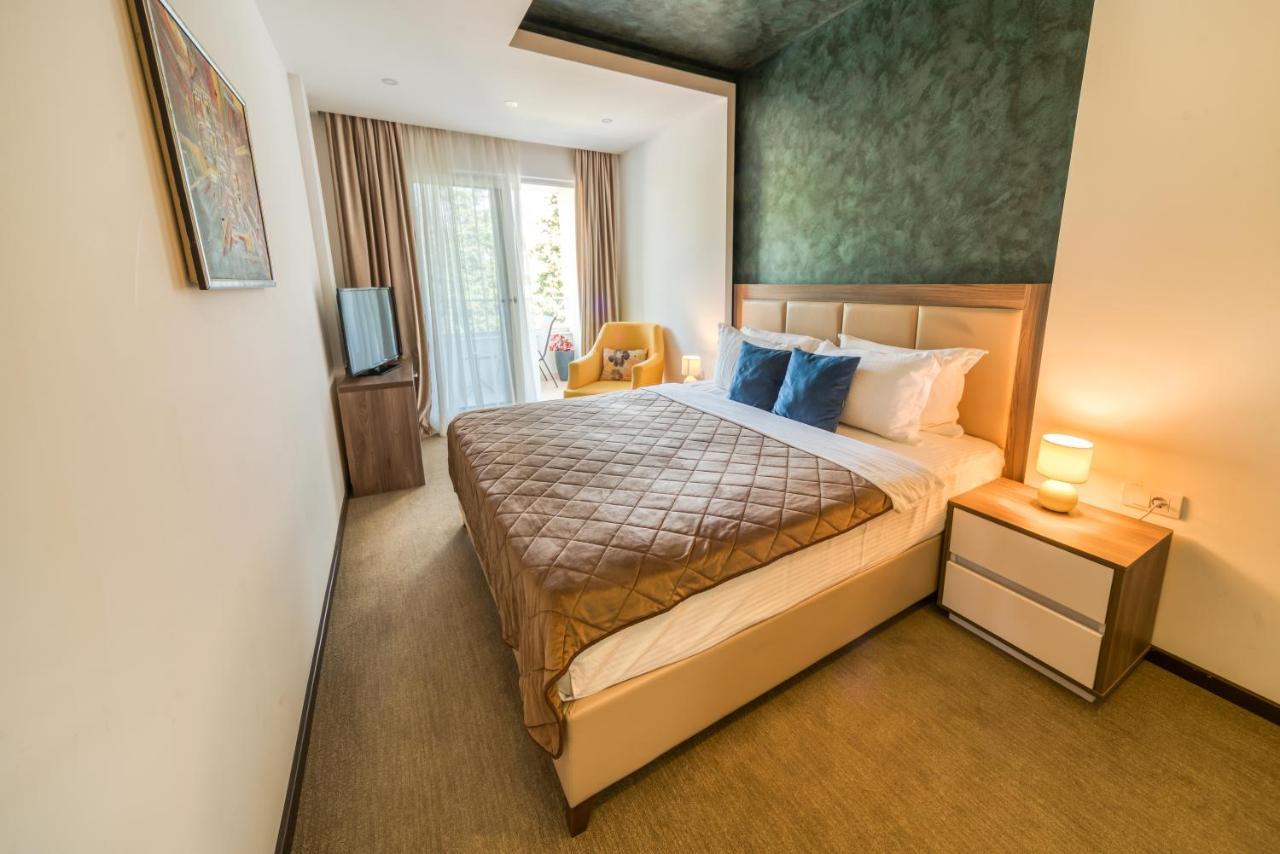 Boutique Hotel "Salina" อุลซิน ภายนอก รูปภาพ